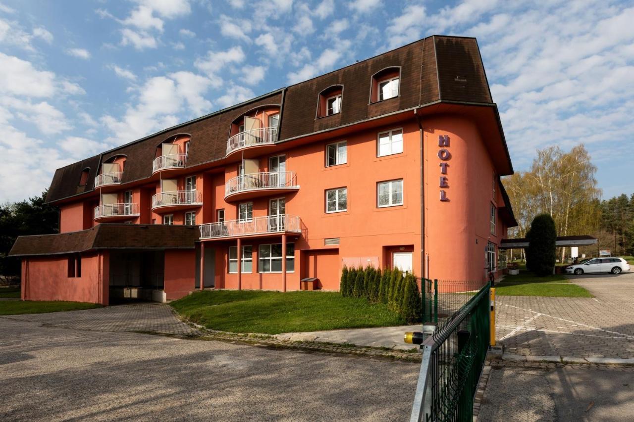 Třeboň Hotel Svet מראה חיצוני תמונה